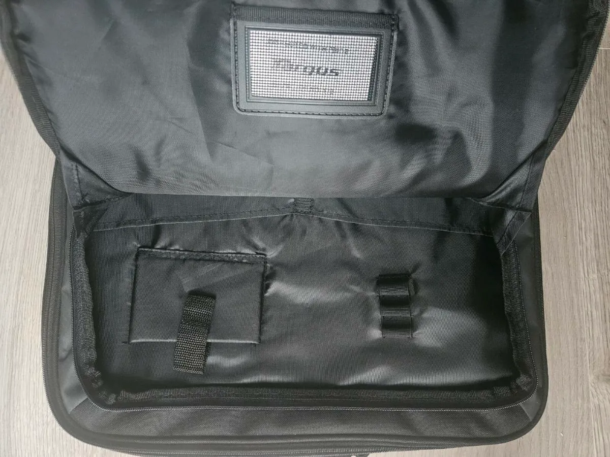 New Laptop bag 17.3 inch - Image 3