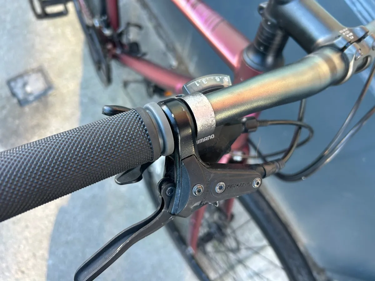 Giant Liv ❗️Open 7 days of the week ❗️ - Image 2