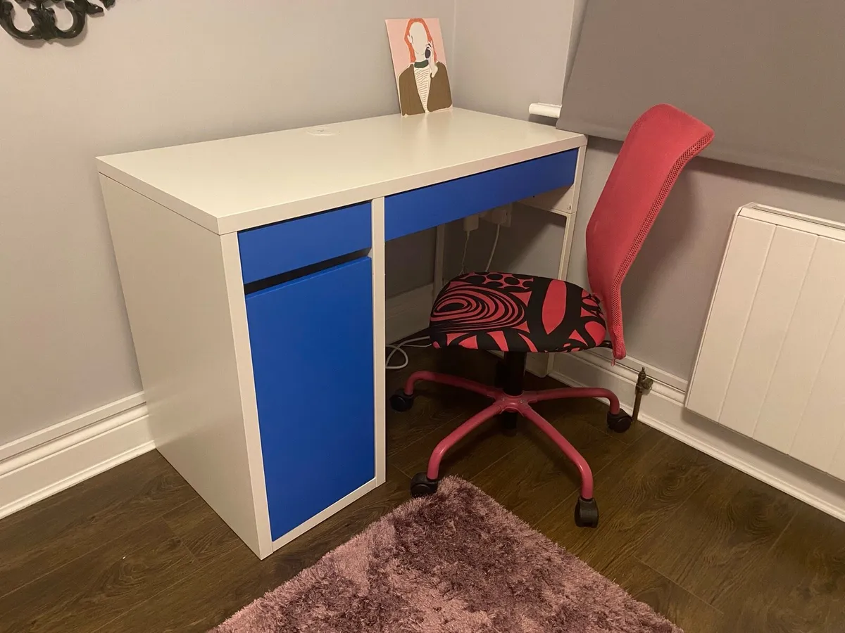 Ikea desk - blue and white - Image 2