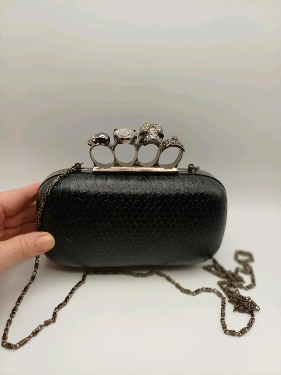 Alexander McQueen clutch bag fake - Image 2