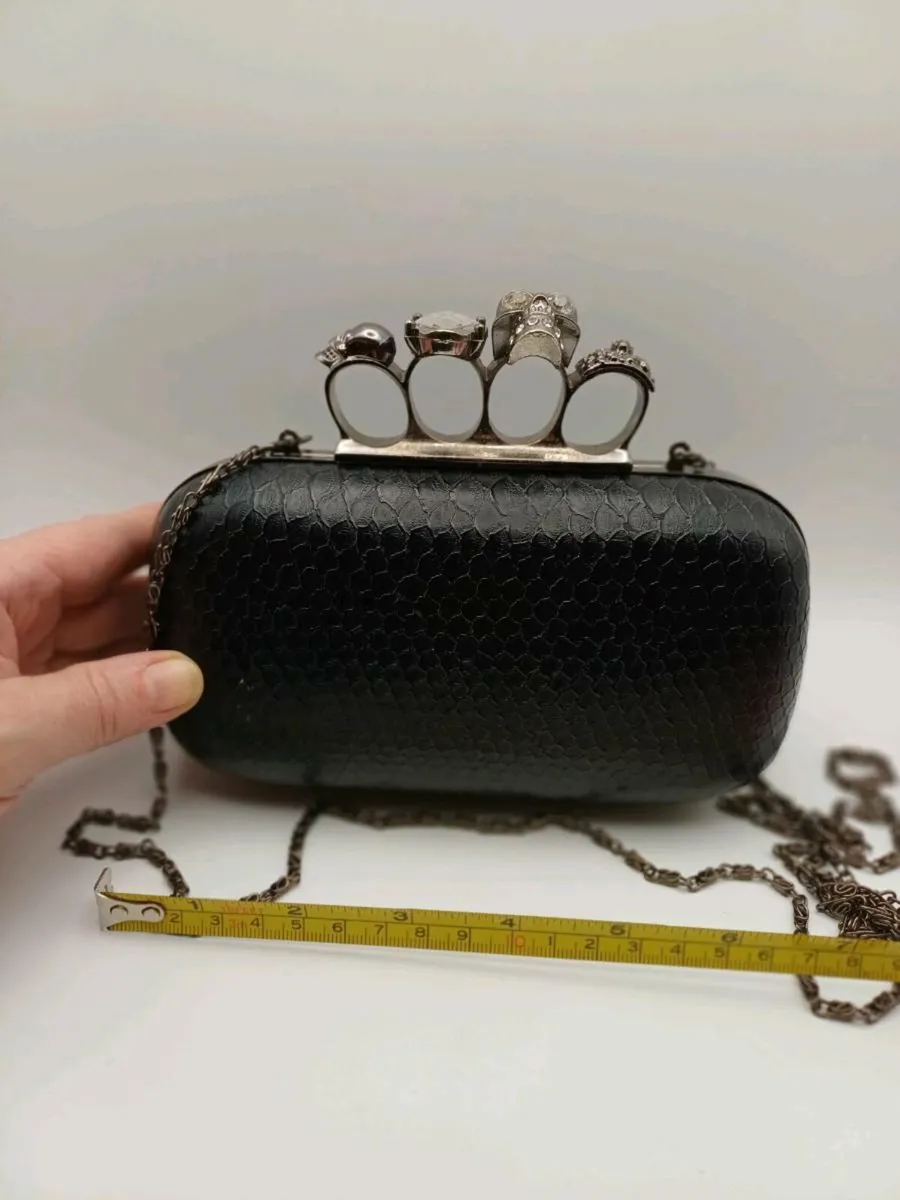 Alexander McQueen clutch bag fake - Image 3