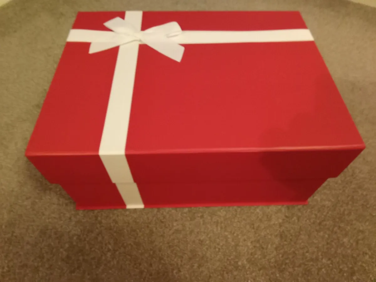 Christmas Hamper Boxes x 2. - Image 1