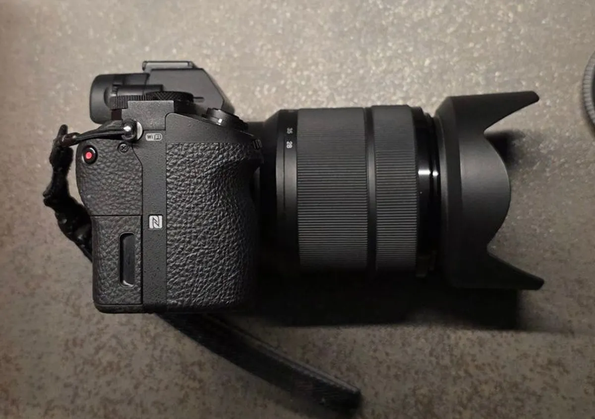Sony Alpha A7 Icle-7m2 Ii + Sony Fe 28-70mm F3.5-5.6 Oss - Image 4