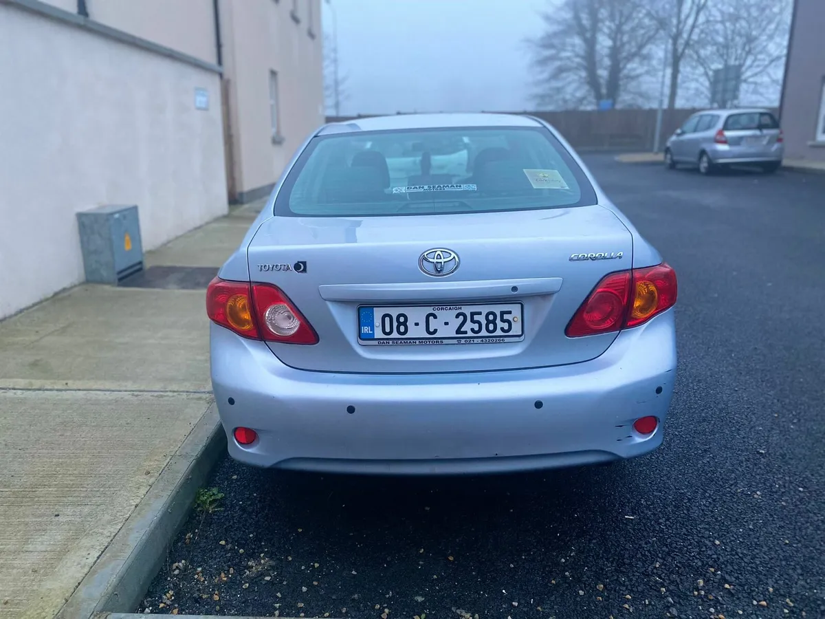 Toyota corolla 2008 - Image 3