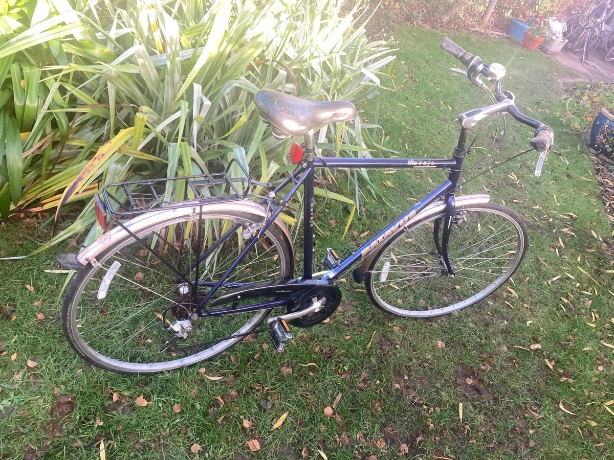 Vintage Batavus Gents Bike - Image 4