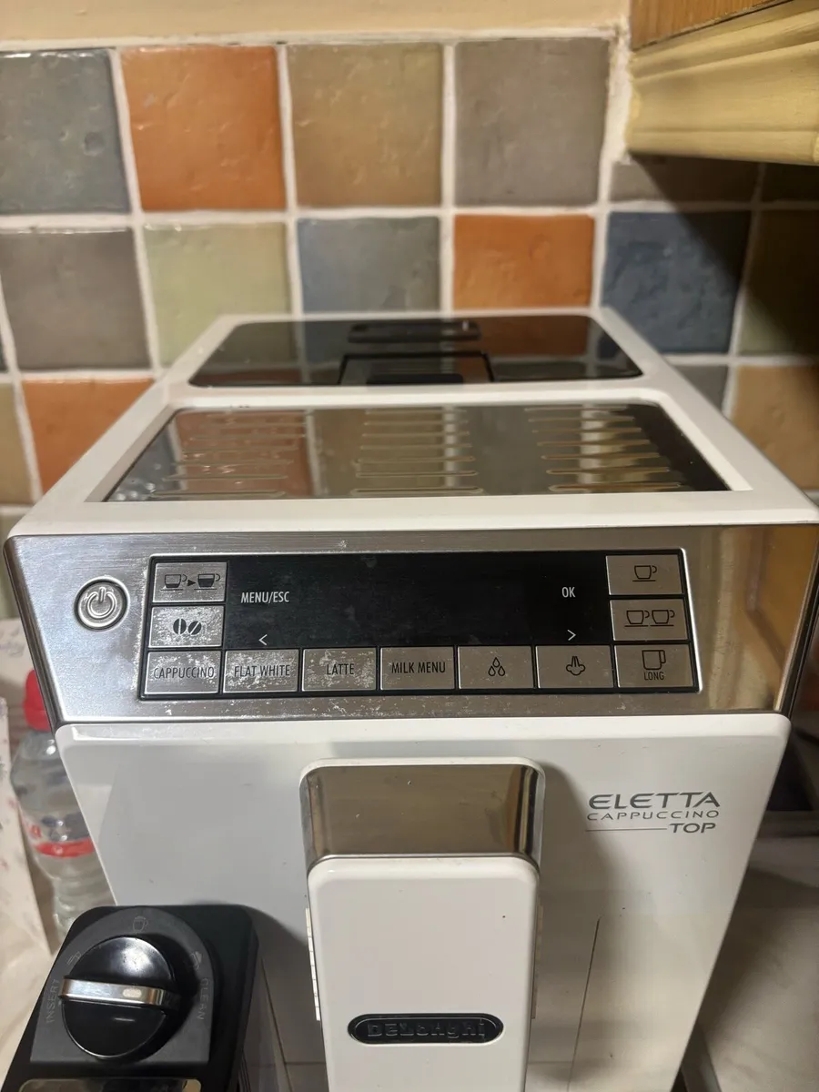 De’Longhi coffee machine - Image 3