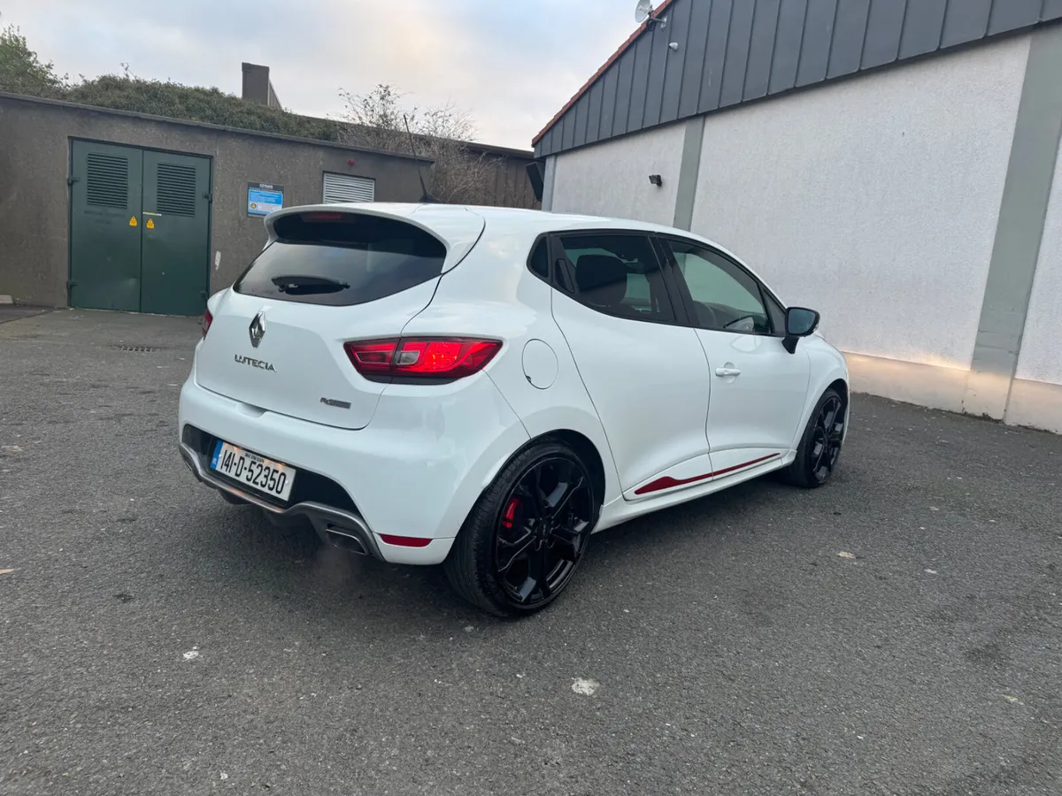 Renault Clio Lutecia RS 1.6 Petrol 217 BHP - Image 4