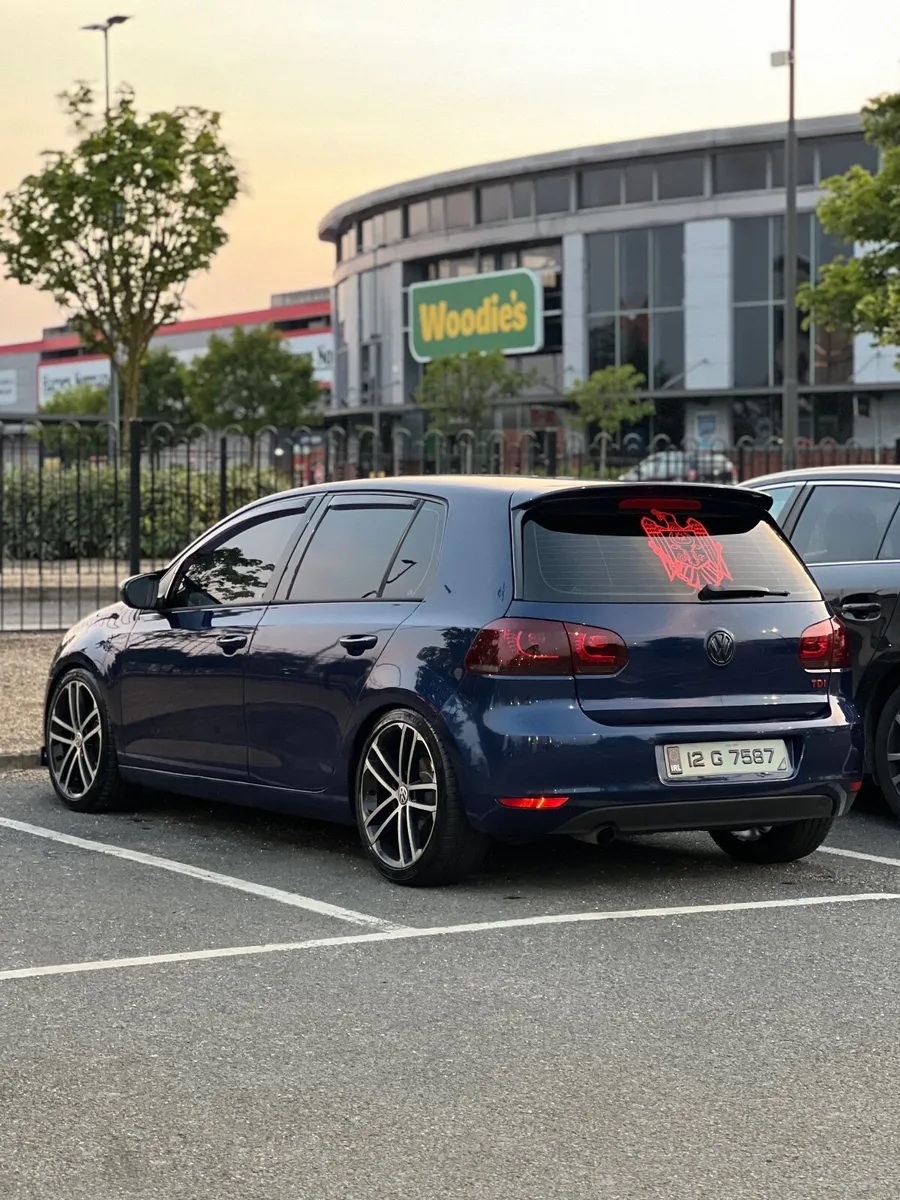 Volkswagen Golf 2012 - Image 3