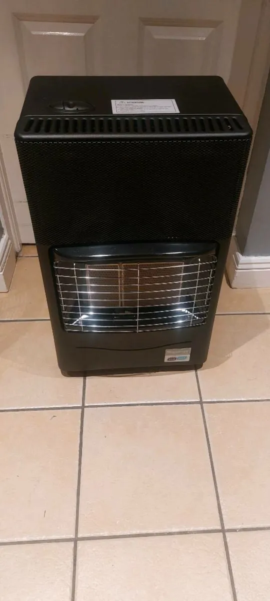 Gas heater - Image 1