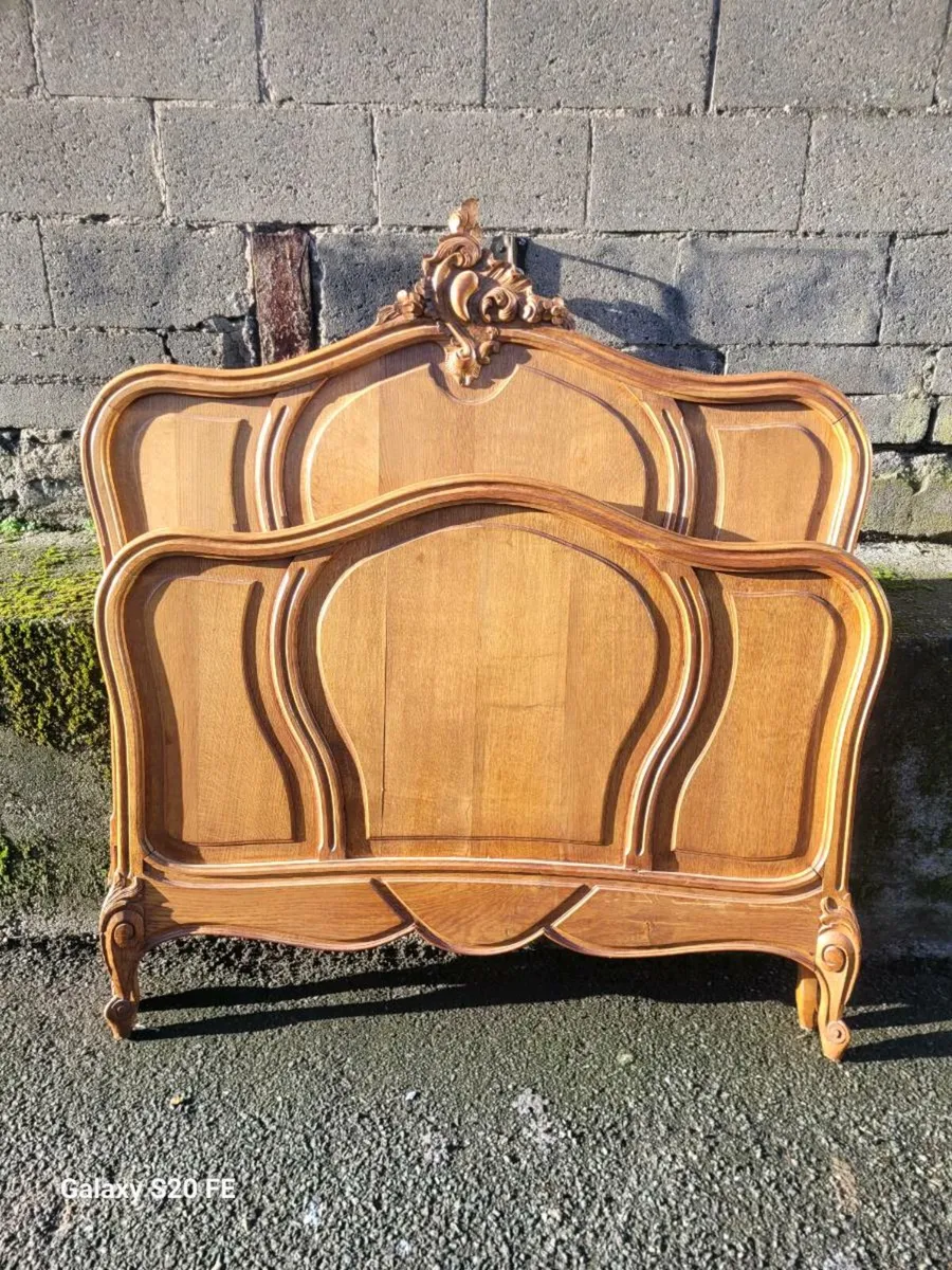 French bed frame 140/200 cm.