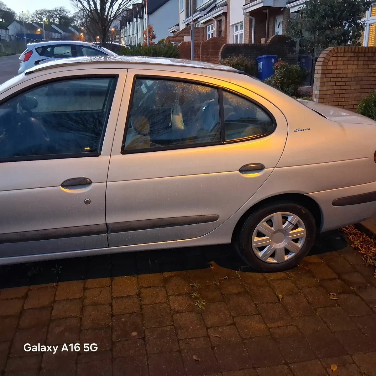 Renault Megane 2000 - Image 2