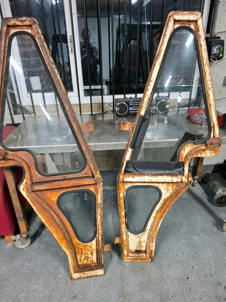 David Brown cab parts - Image 1