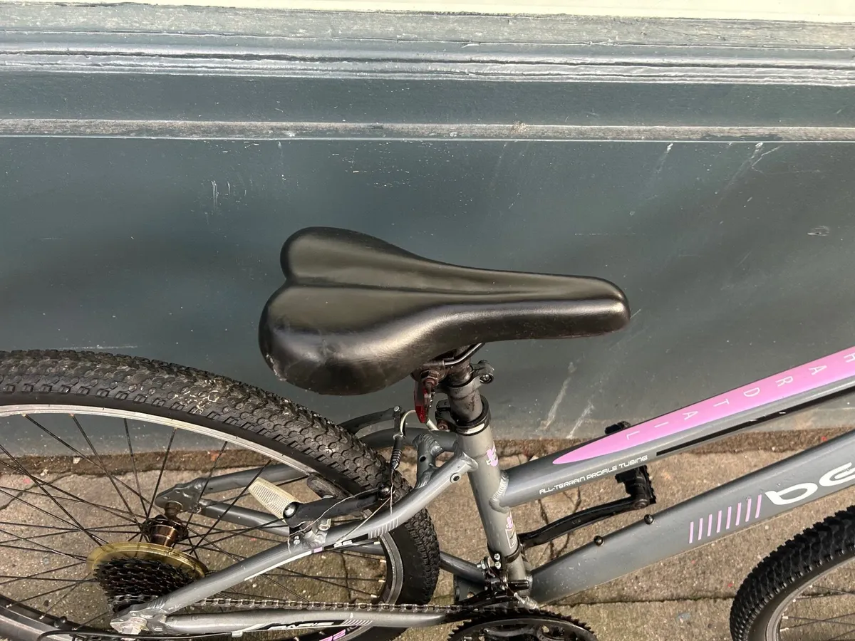 Bentini Paris ❗️Open 7 days of the week ❗️ - Image 4