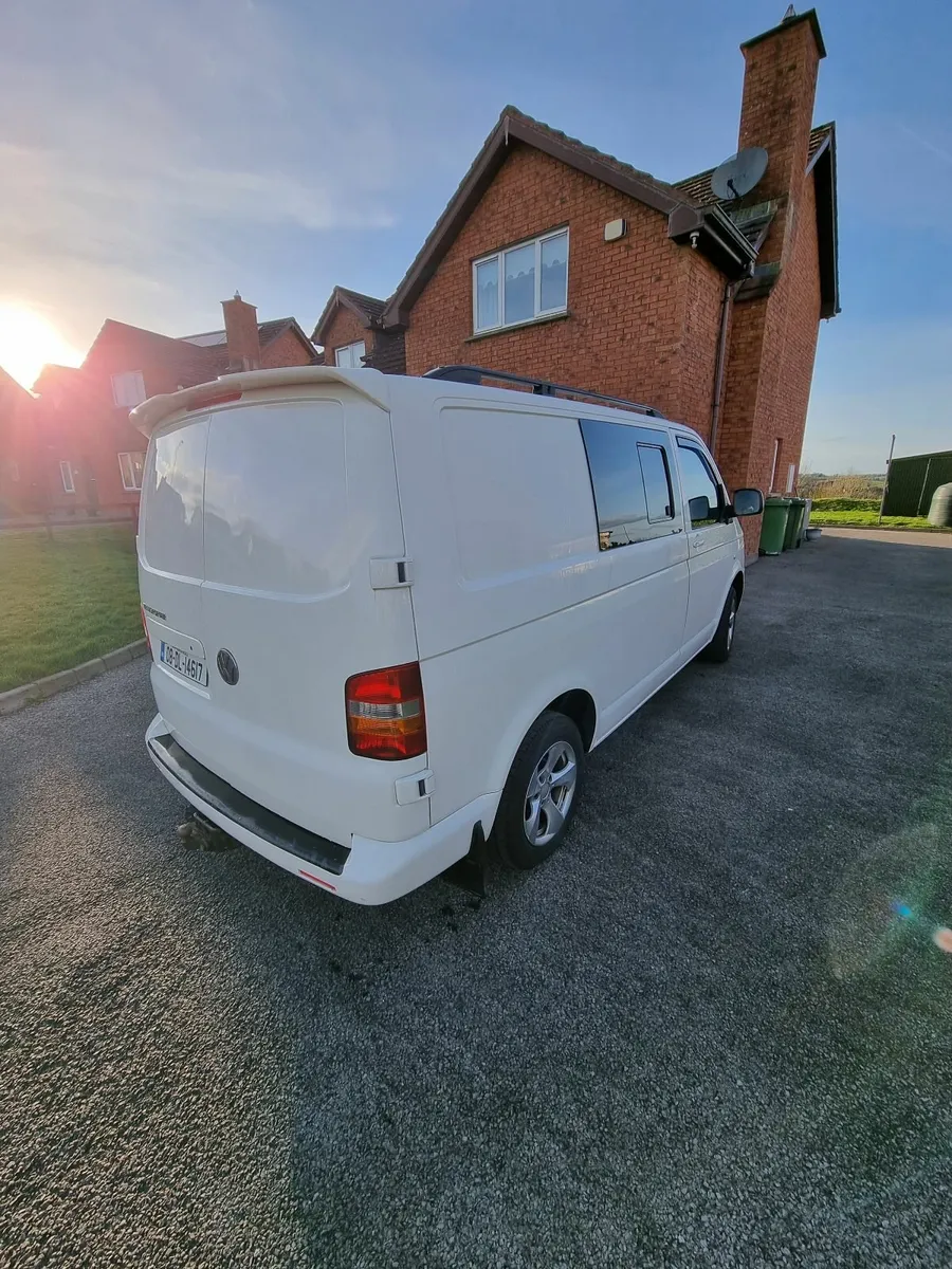Vw Transporter T5 Cosy Camper - Image 4