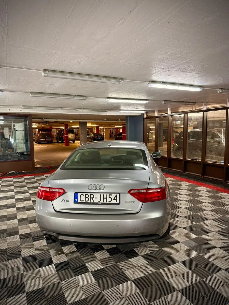 Audi a5 S-line 2.0 Tfsi. 2009 - Image 4