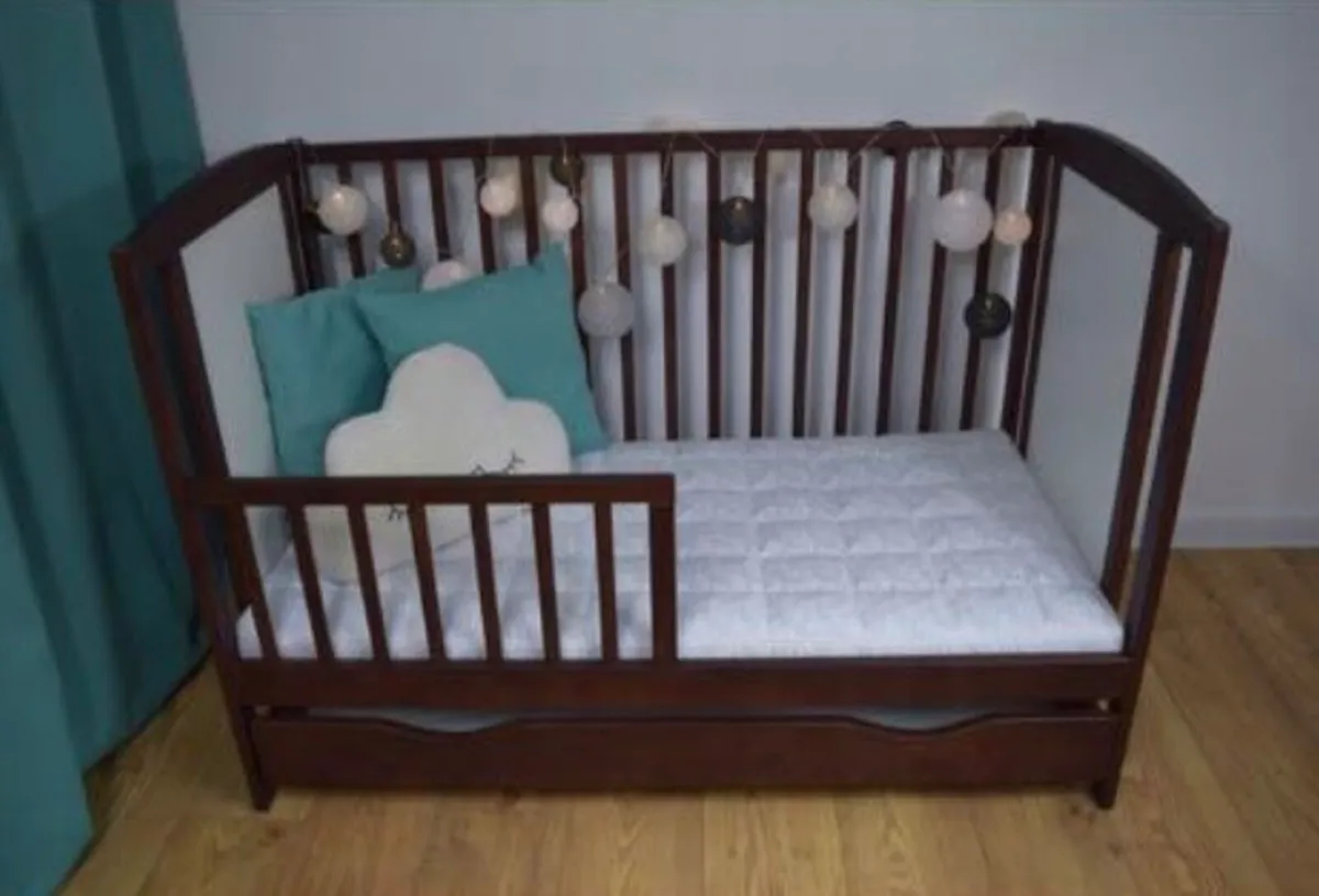 Baby Cot with drawer + Buckwheat/Coconut Mattress - Image 4