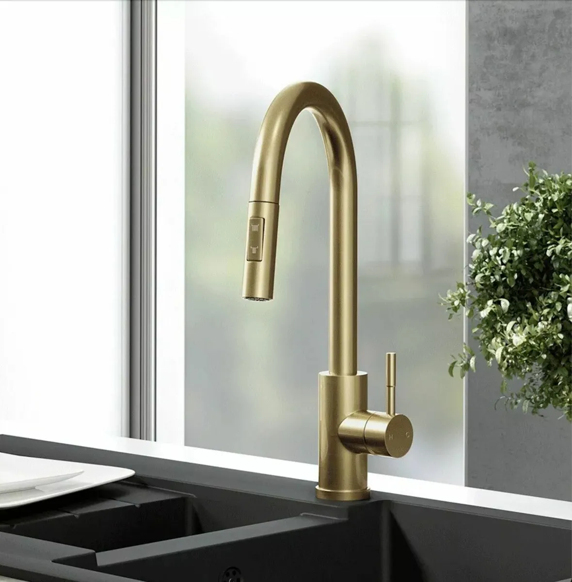 Brushed Brass Pull-Out Kitchen Sink Mixer Tap - Image 2