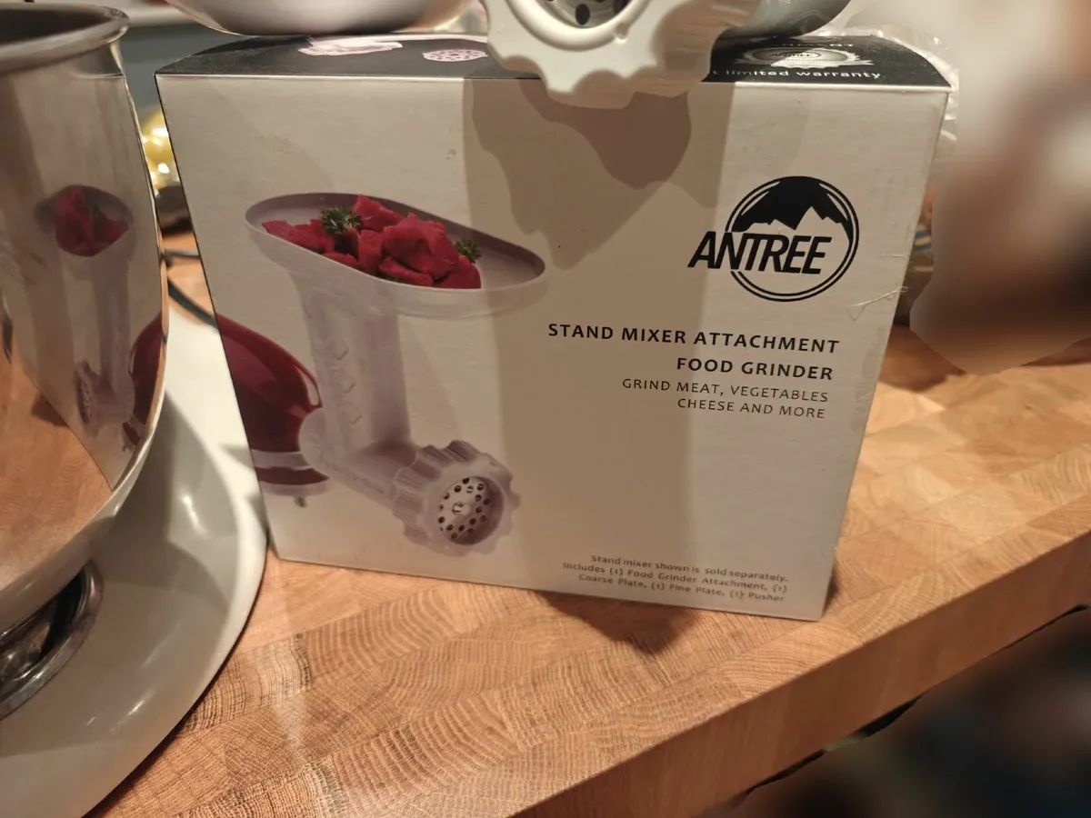 Kitchen Aid Artisan + meat mincer attachment - Image 2