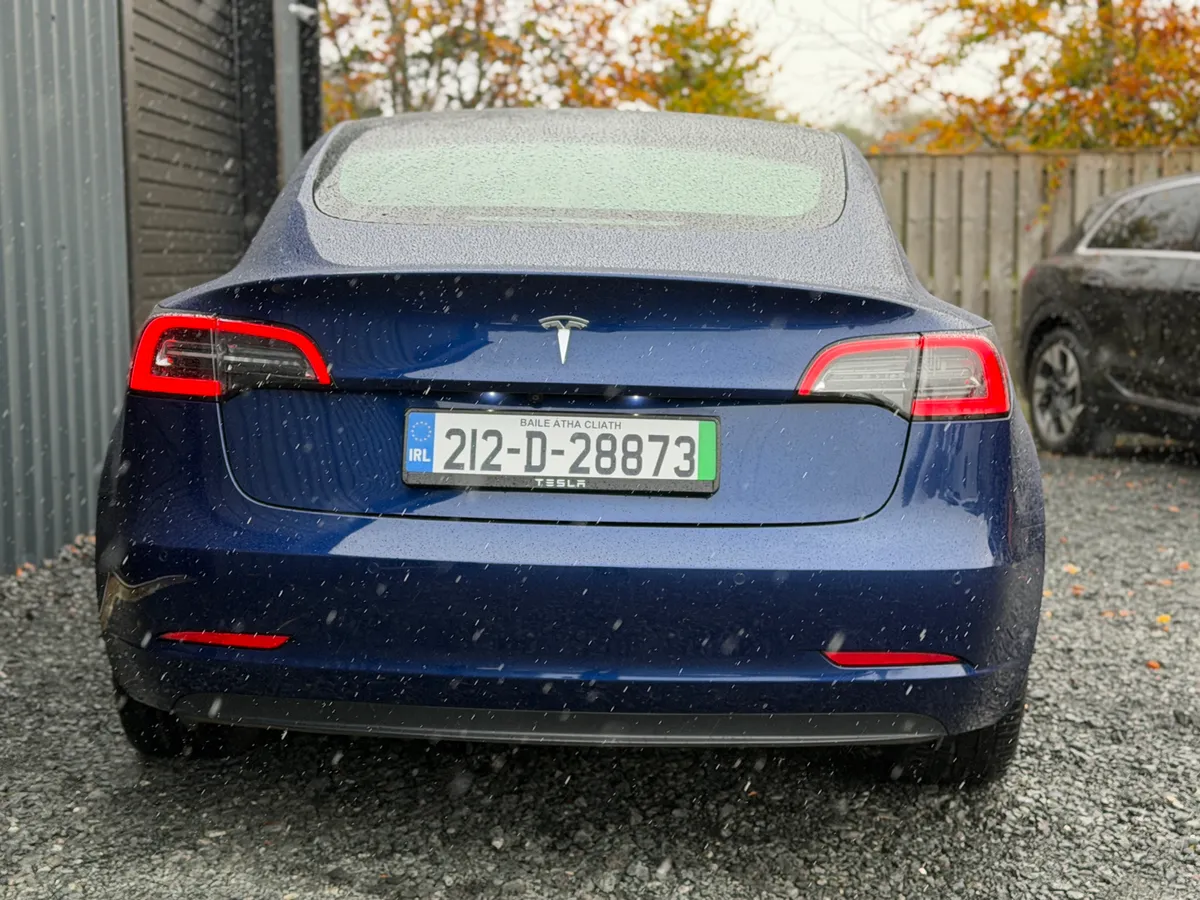 212 Tesla Model 3 Standard Plus - Image 3