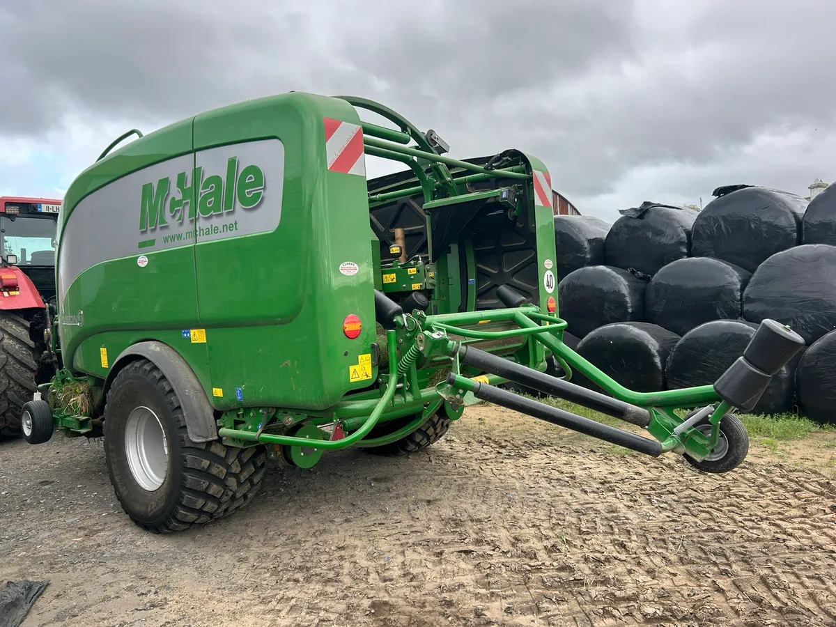 2022 MC HALE FUSION 3 STD IMMACULATE - Image 3