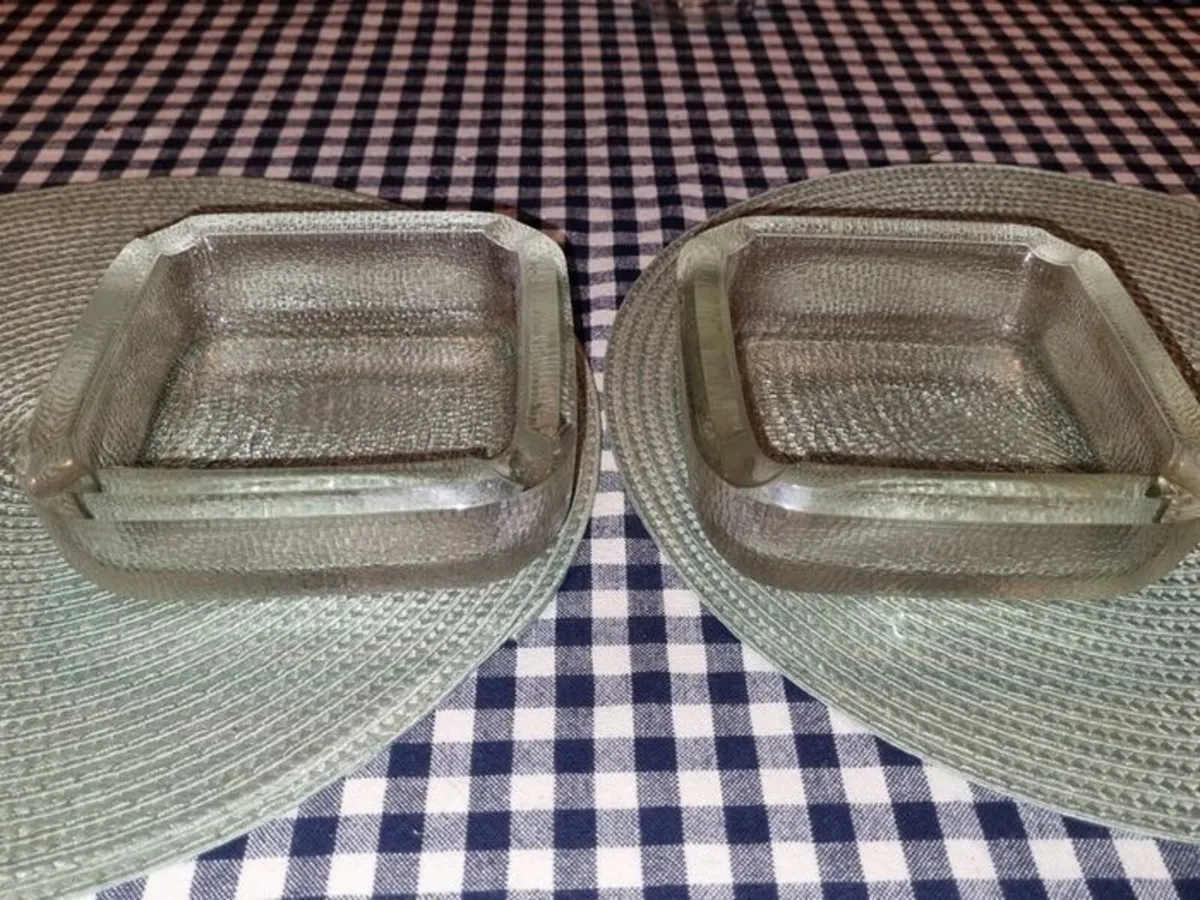 LINDSHAMMAR Glass Ashtrays by  Christer Sjogren - Image 1