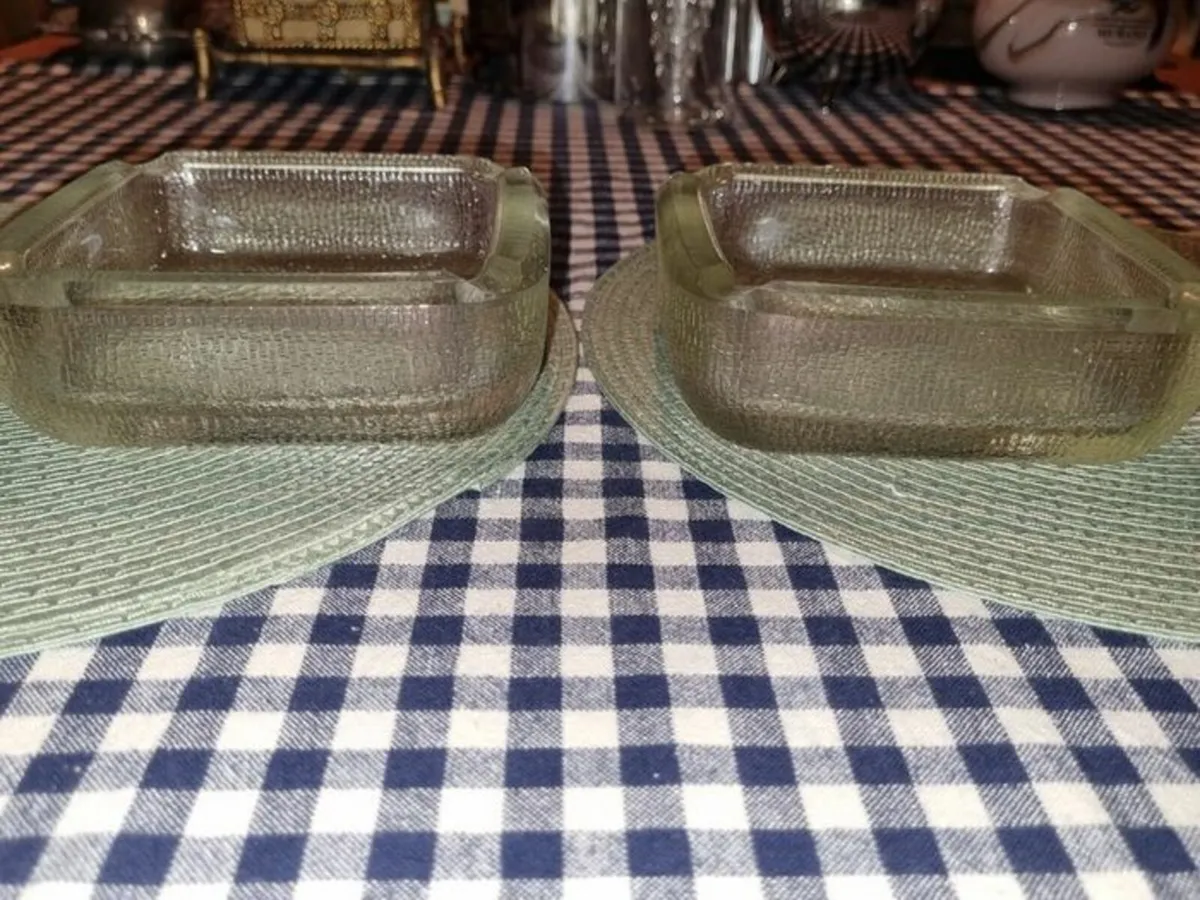 LINDSHAMMAR Glass Ashtrays by  Christer Sjogren - Image 4