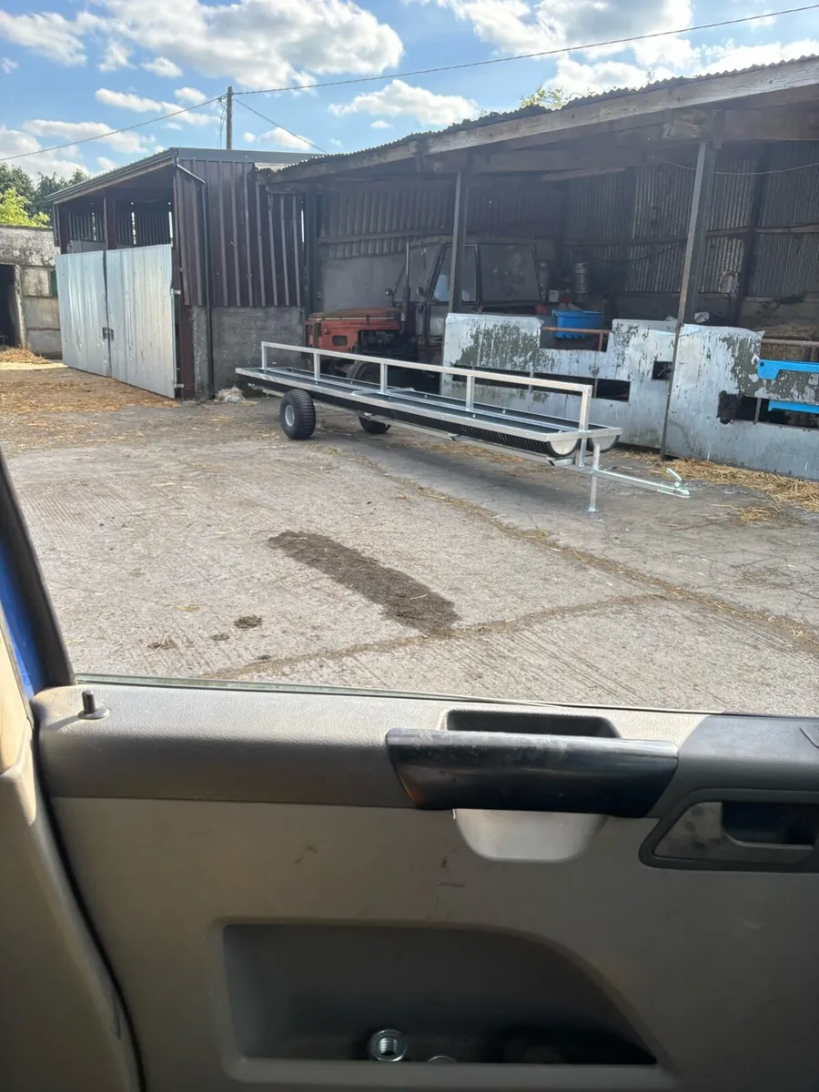 Mobile feed troughs - Image 3