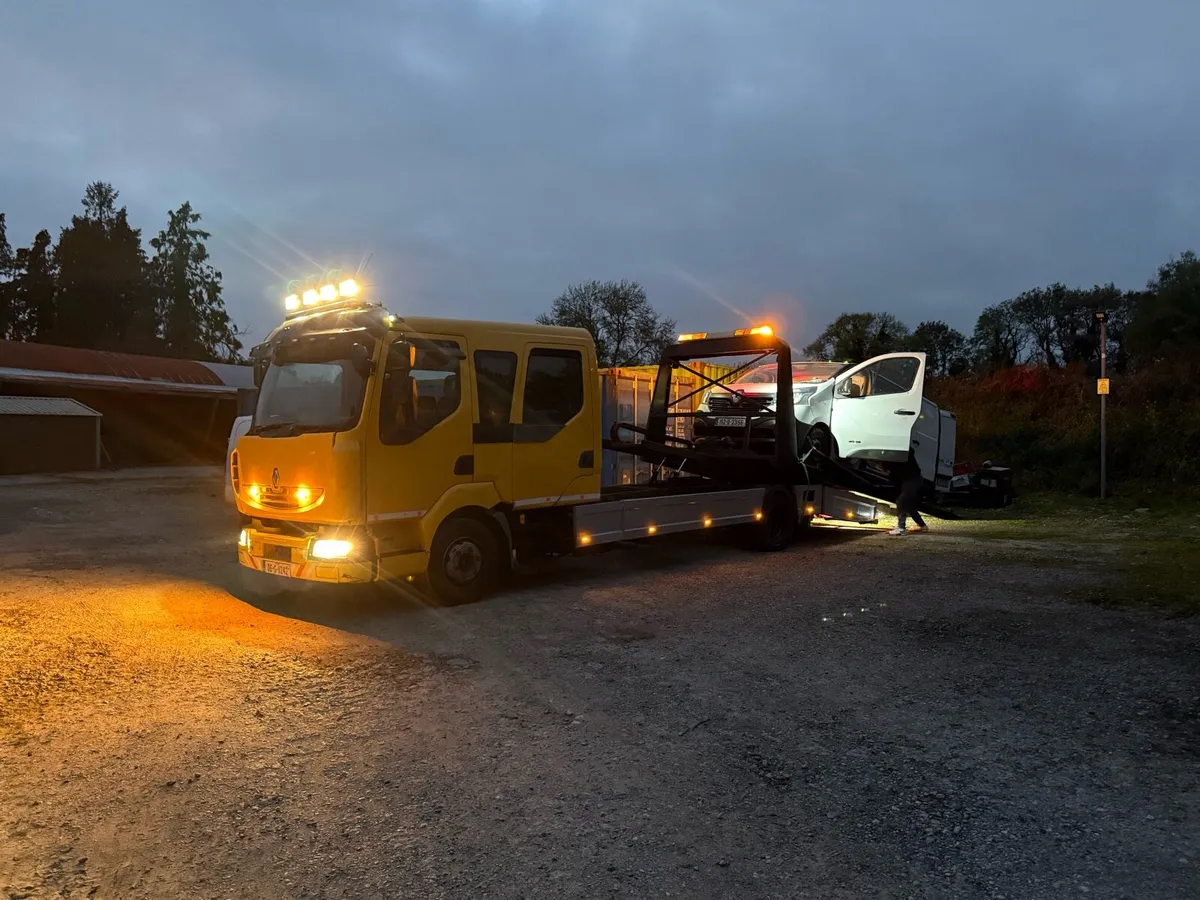24Hr Recovery, Transport and crane services - Image 1