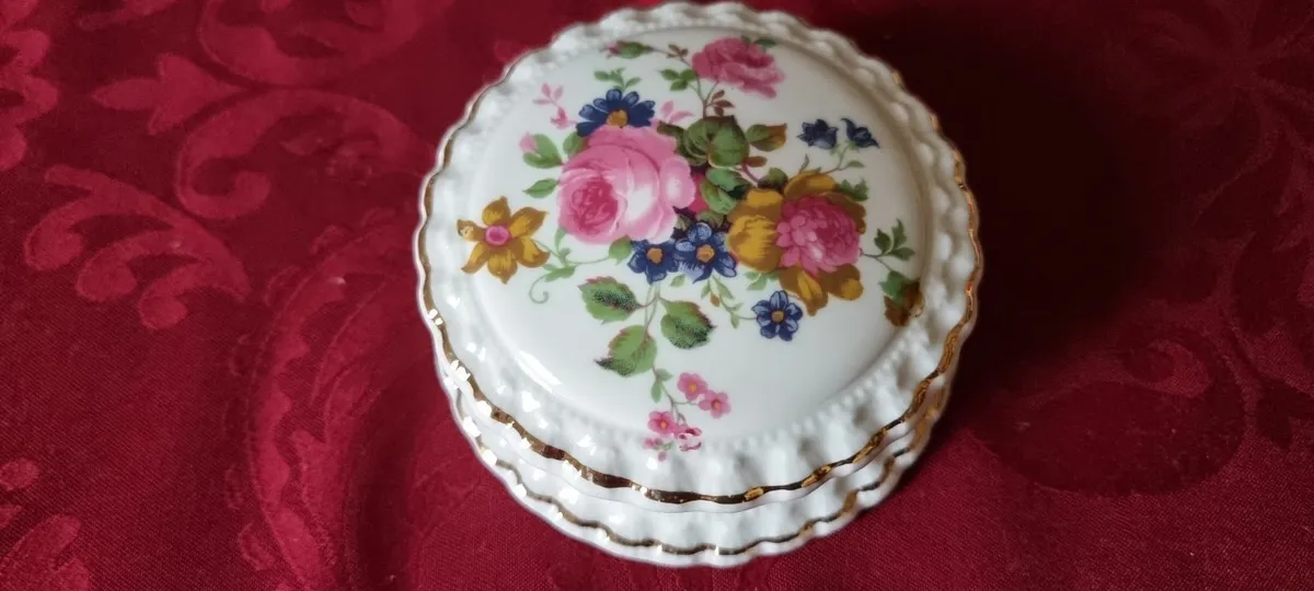 Crown England BoneChina Floral Jewelry Trinket Box - Image 3