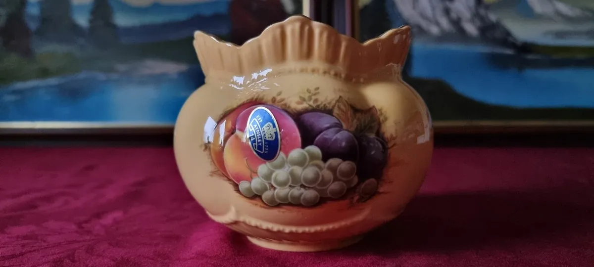 New In Box Aynsley Orchard Gold Windsor Rose Bowl - Image 4