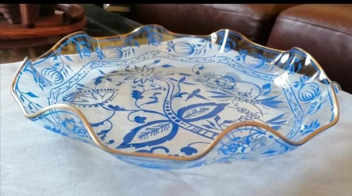 Collectible Plates - Image 2