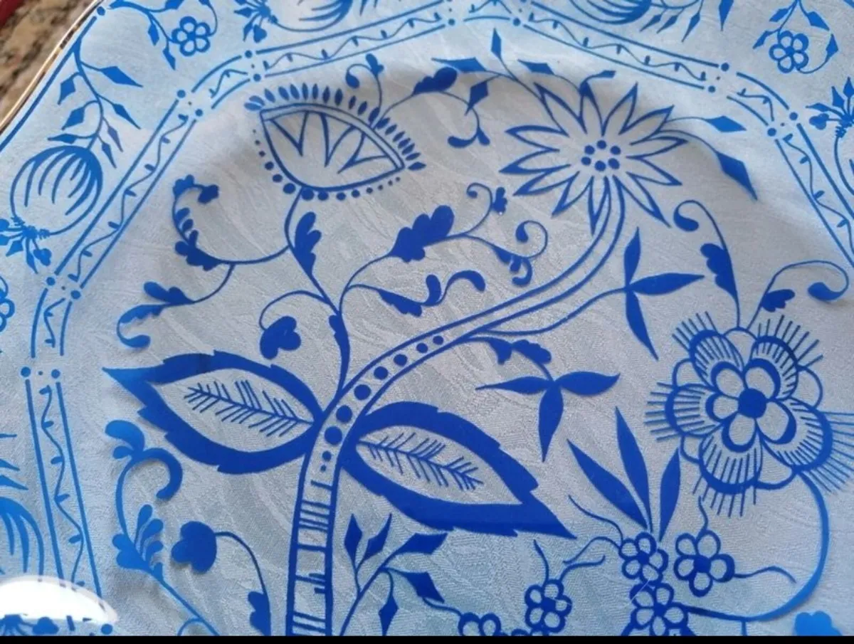 Collectible Plates - Image 3