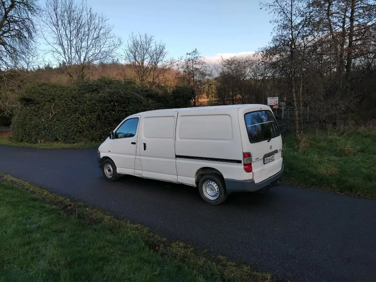 2003 hiace van full test and tax - Image 3