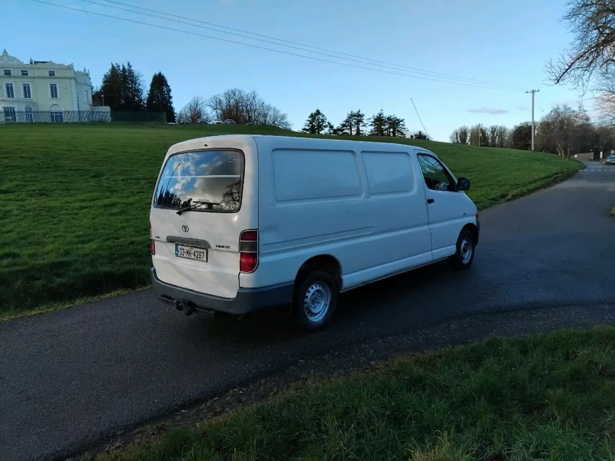 2003 hiace van full test and tax - Image 4