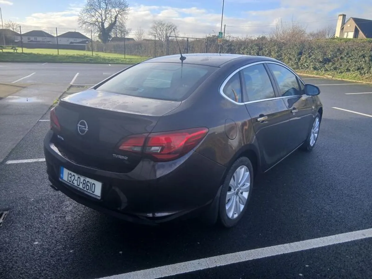 2013 Opel Astra new nct 01/27 - Image 3