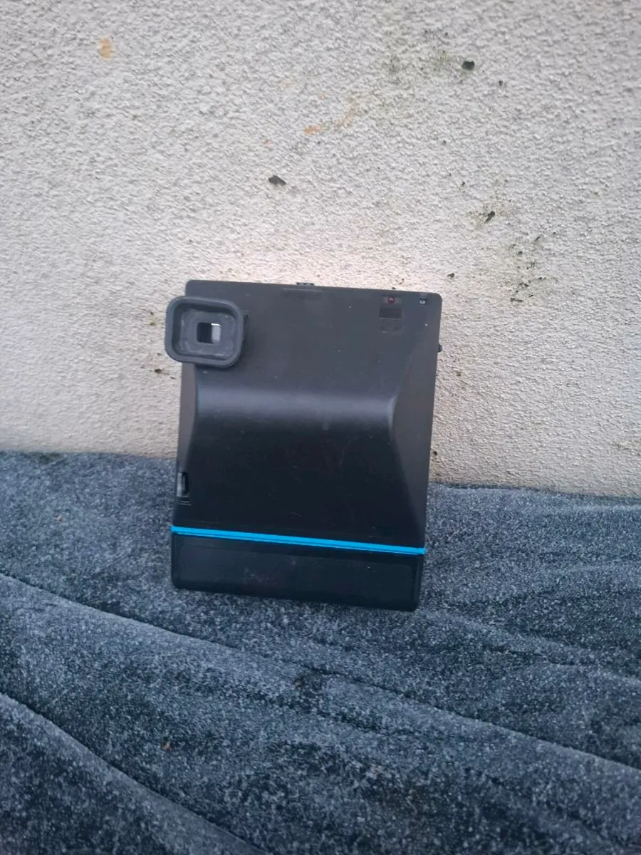 Kodak vintage film camera postage possible - Image 2