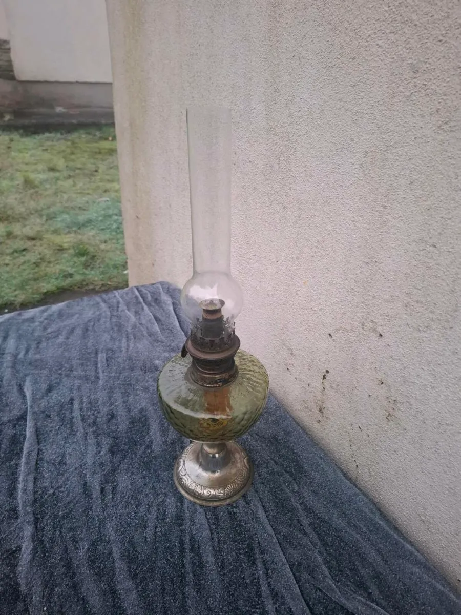 Glass vintage parafin lamp postage possible - Image 1