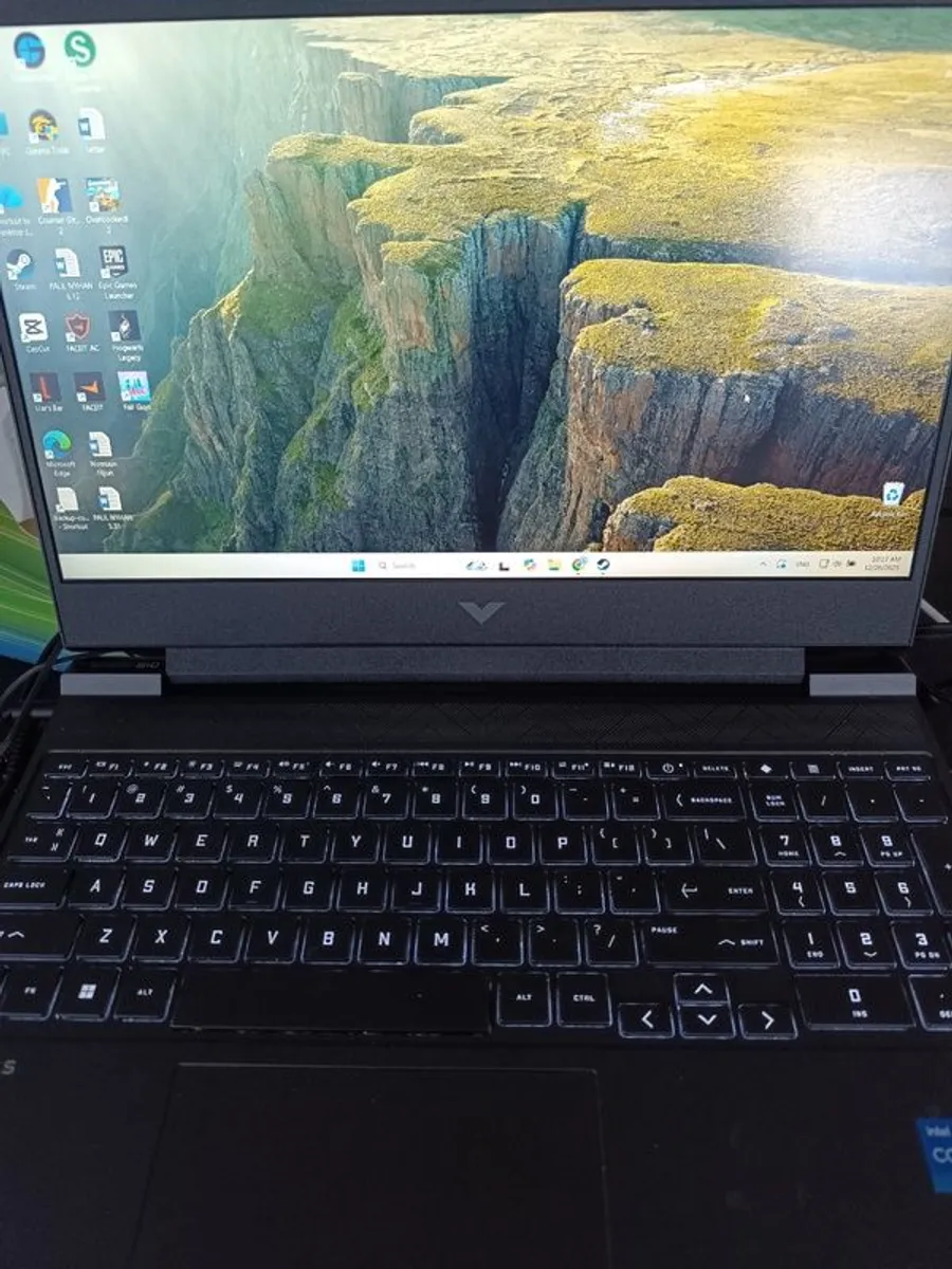 Hp Victus Gaming 144hz - Image 1