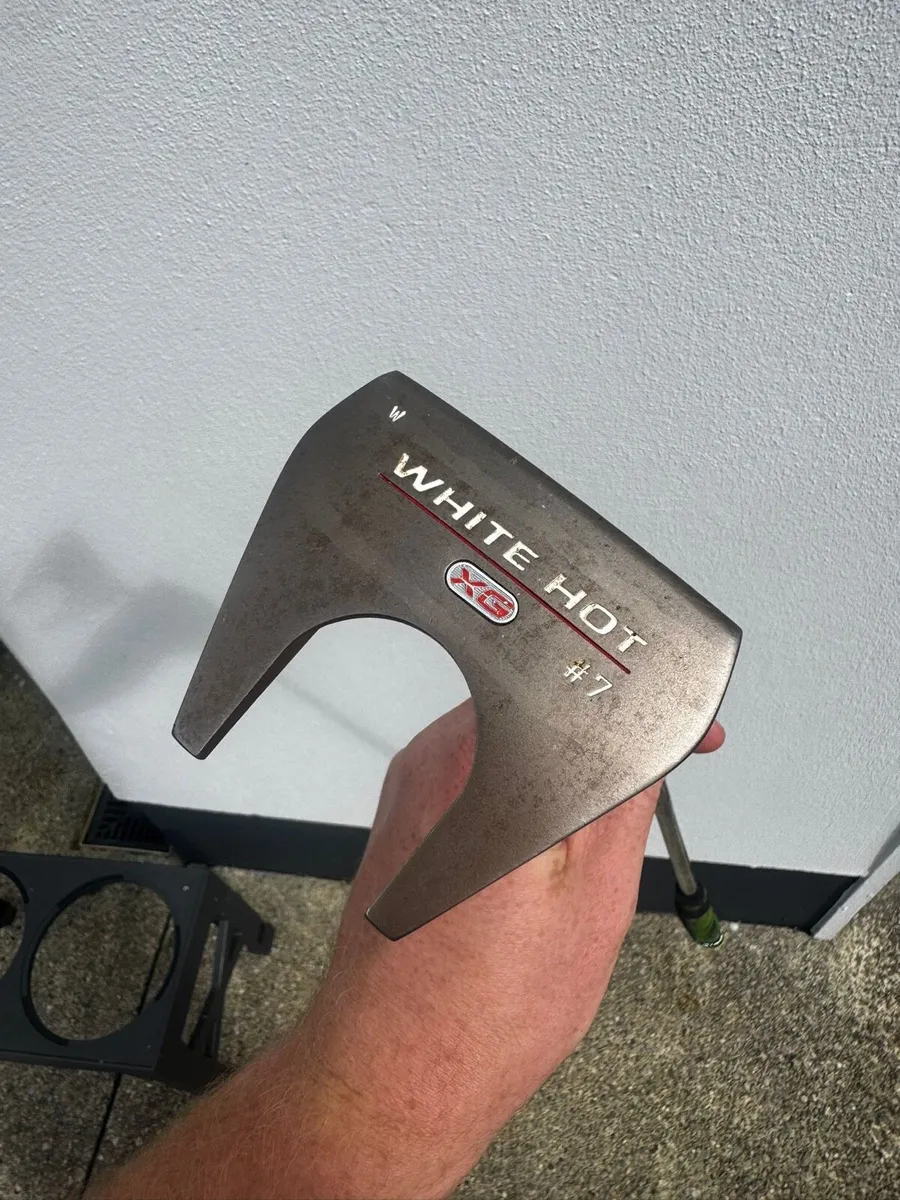 Odyssey #7 raw tour issue putter - Image 1