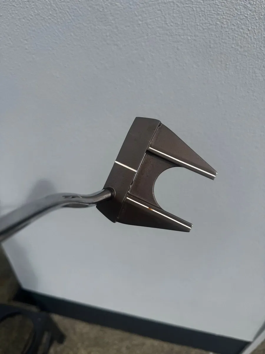 Odyssey #7 raw tour issue putter - Image 2