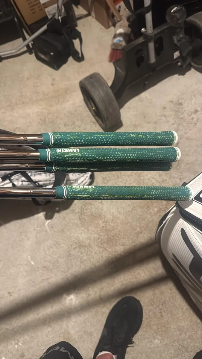 Ping i240 irons / ping wedges - Image 4