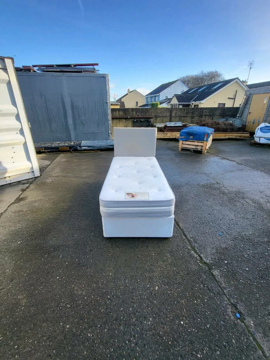 Single Bed with Headboard - Image 3