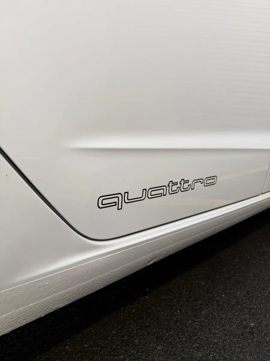 Audi A3 2.0 TFSI SPORT QUATTRO - Image 4