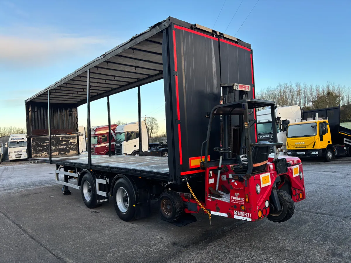 2016 Urban Curtainsider Moffet Mounty Rear steer - Image 2