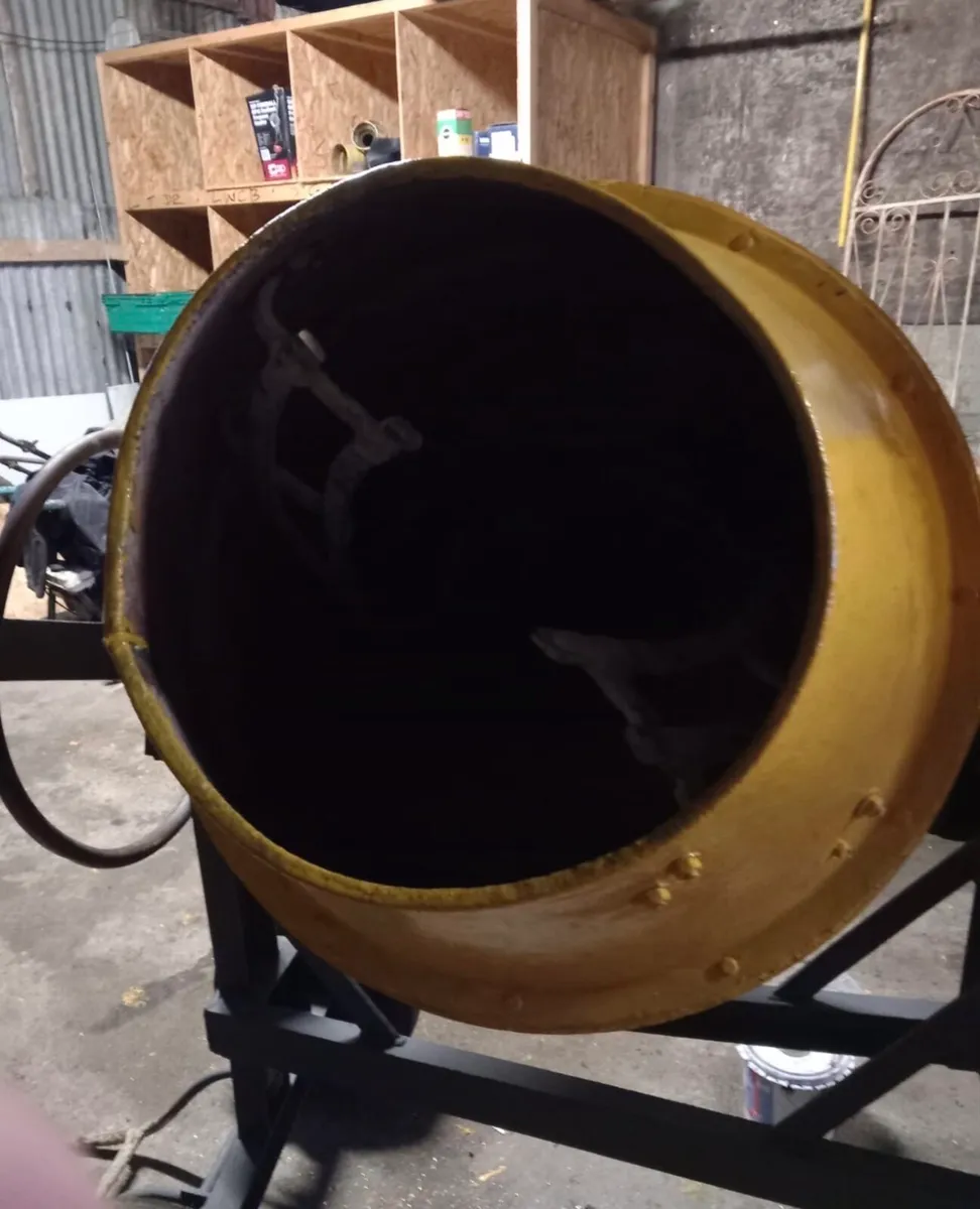 Diesel Cement Mixer - Image 3