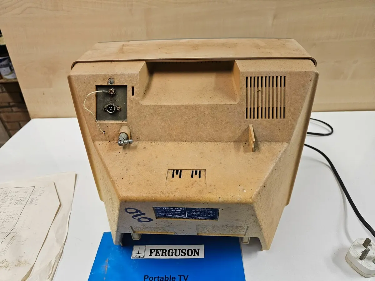 Vintage Black & White Television Ferguson CRT TV - Image 4