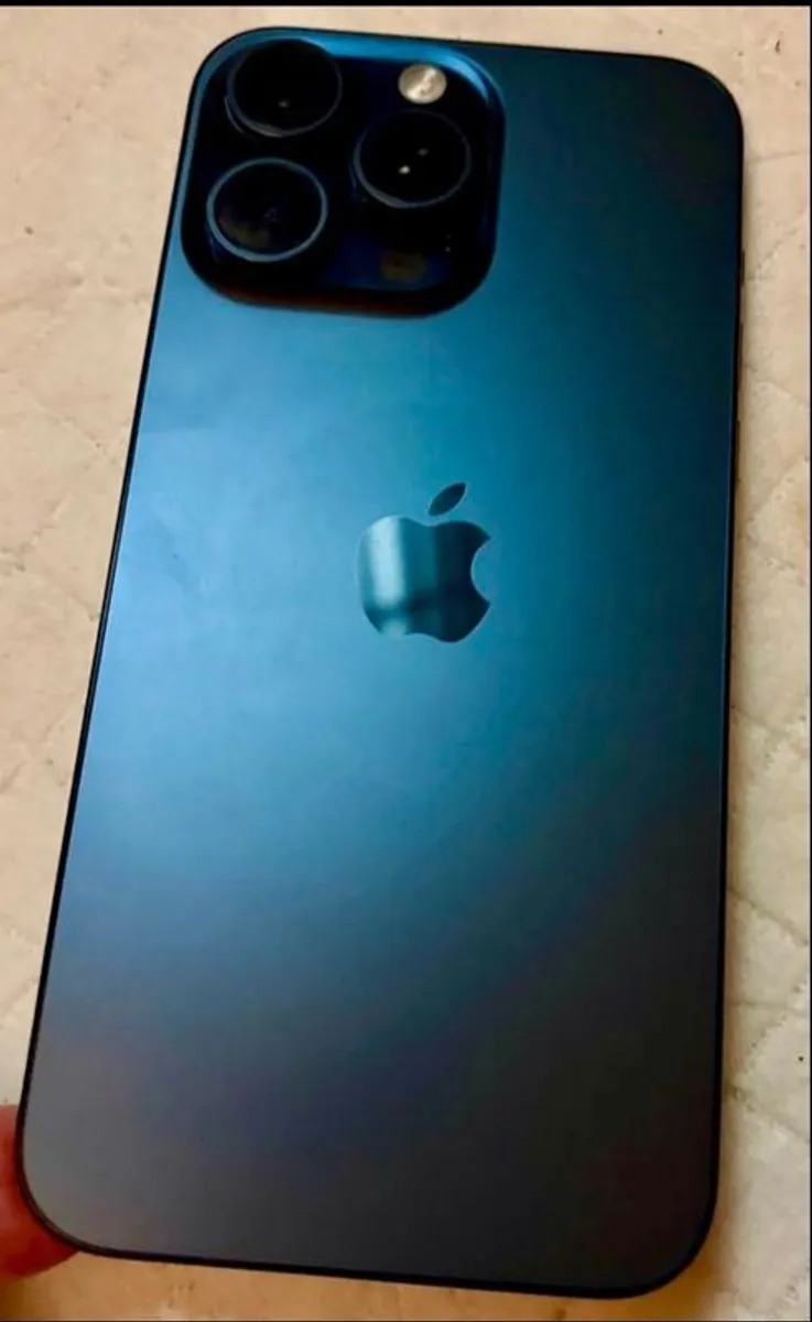 Iphone - Image 2