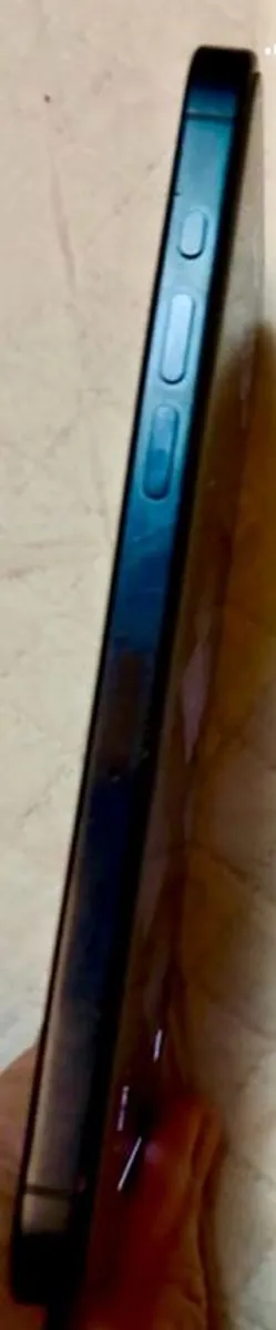 Iphone - Image 3