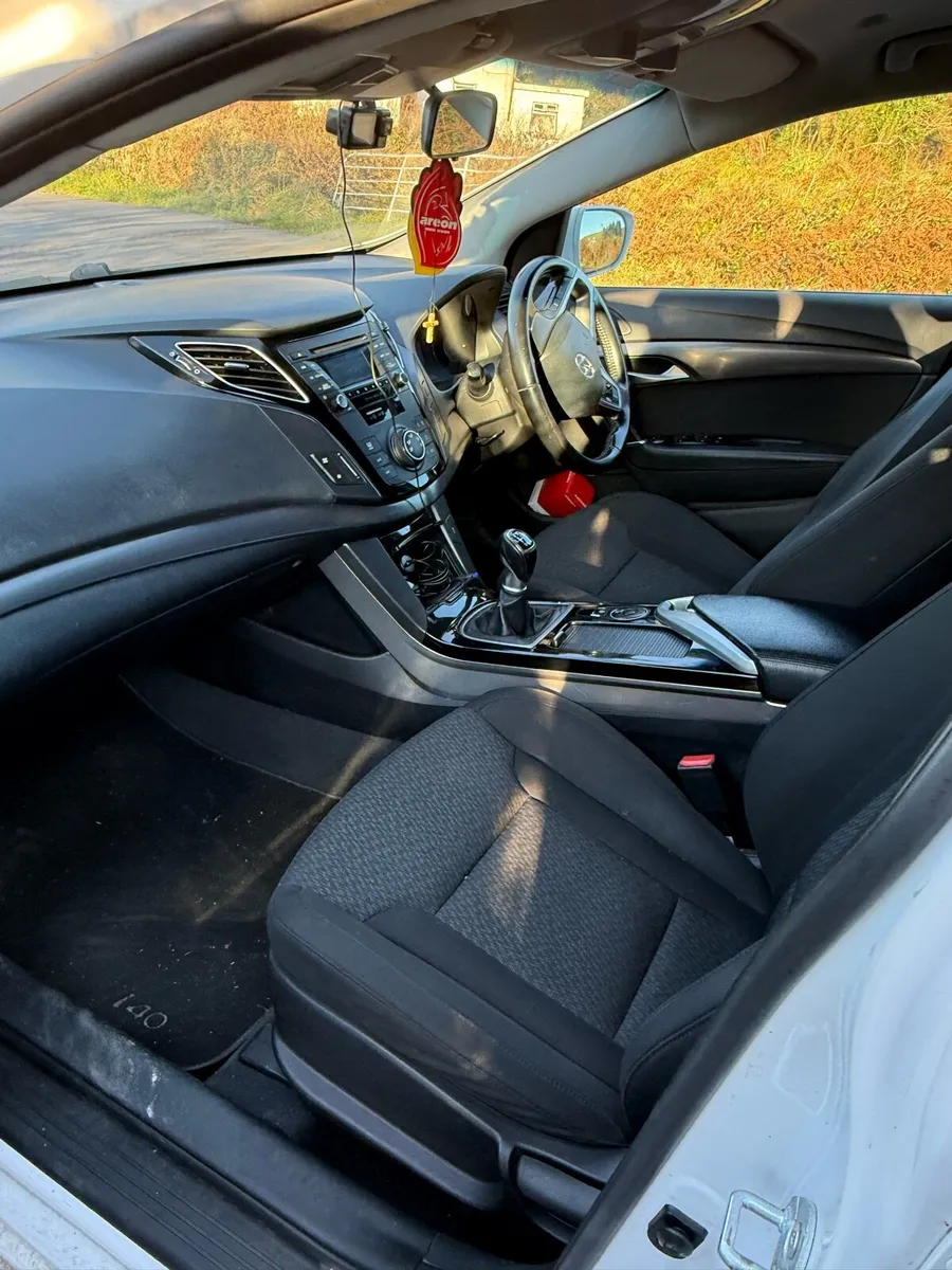 Hyundai i40 - Image 2