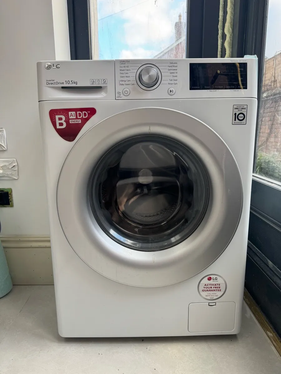 LG washing machine - Image 1